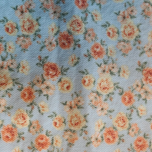 NWT ZARA FLOWER PRINT SHORTS - Picture 3 of 6